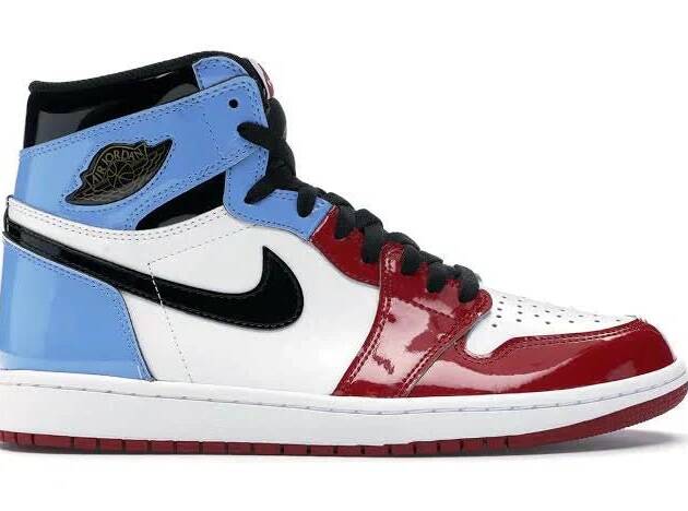 Jordan 1 Retro High Fearless UNC Chicago