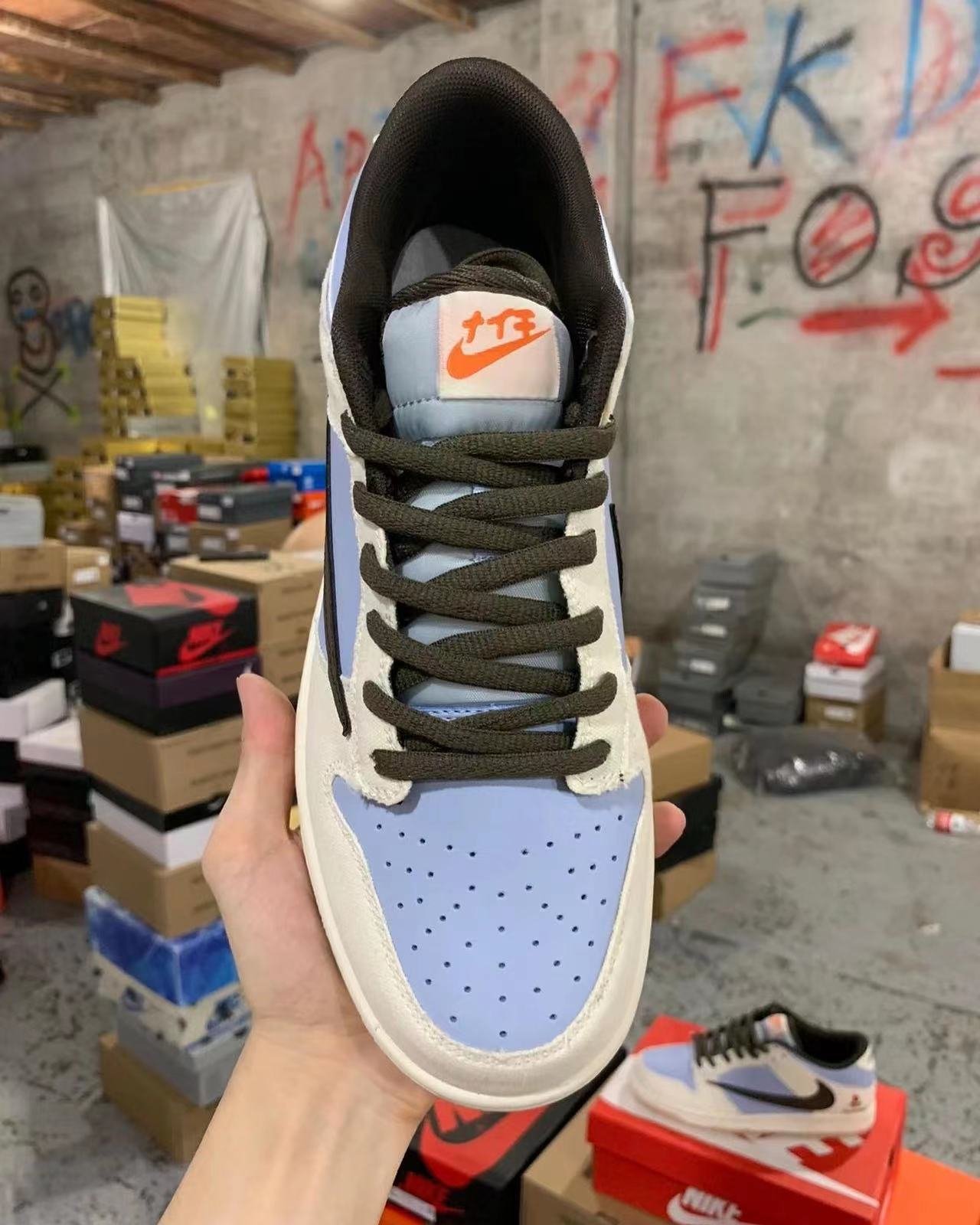 Travis Scott x PlayStation x Nike Dunk Low - Imagem 3