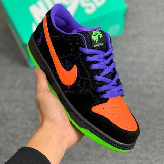 Nike SB Dunk Low Pro "Night of Mischief"