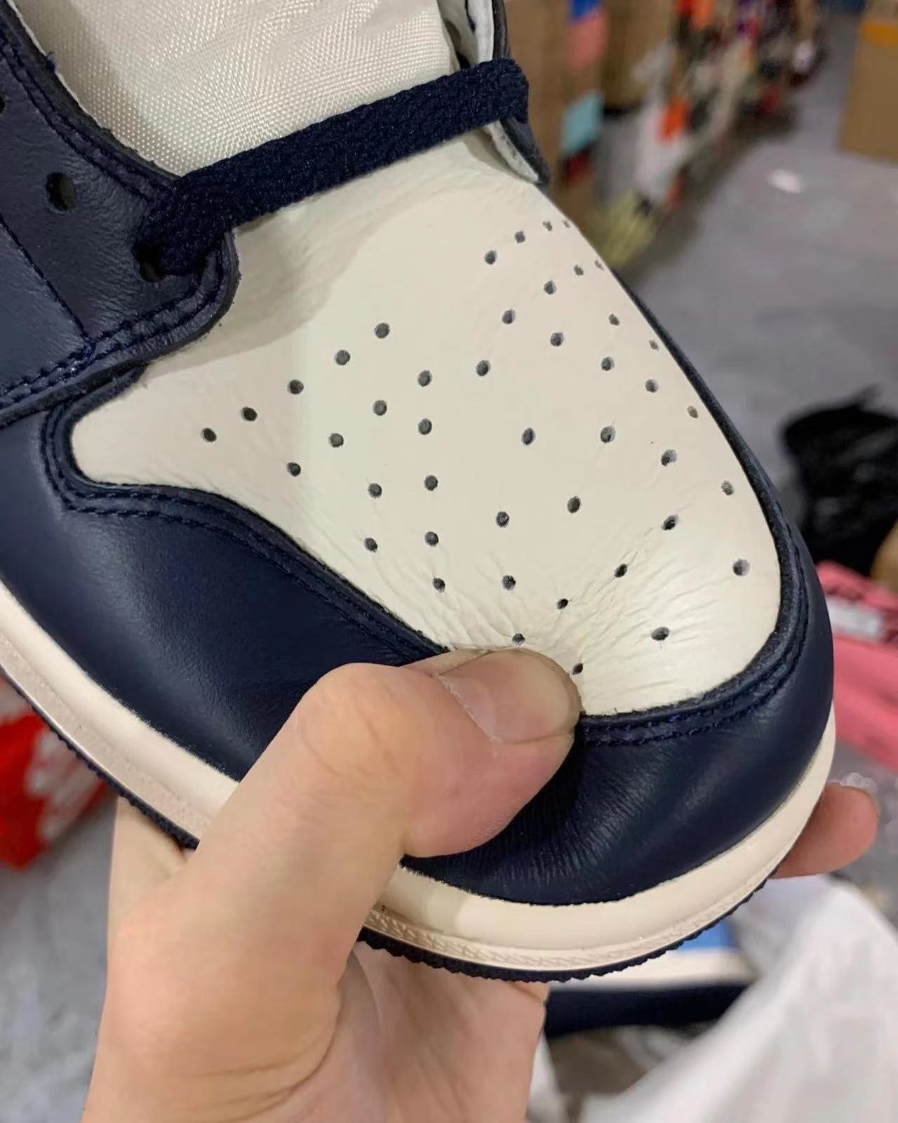 Nike Air Jordan 1“Obsidian” - Imagem 2